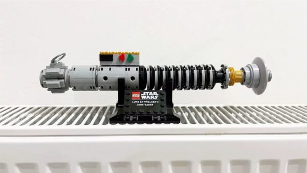 LUKE SKYWALKER'S LIGHTSABER – MOC-40730
