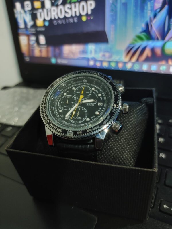 Reloj Seiko de Lujo para Hombre – Cronógrafo Multifunción con Diseño en Acero Inoxidable - Image 3