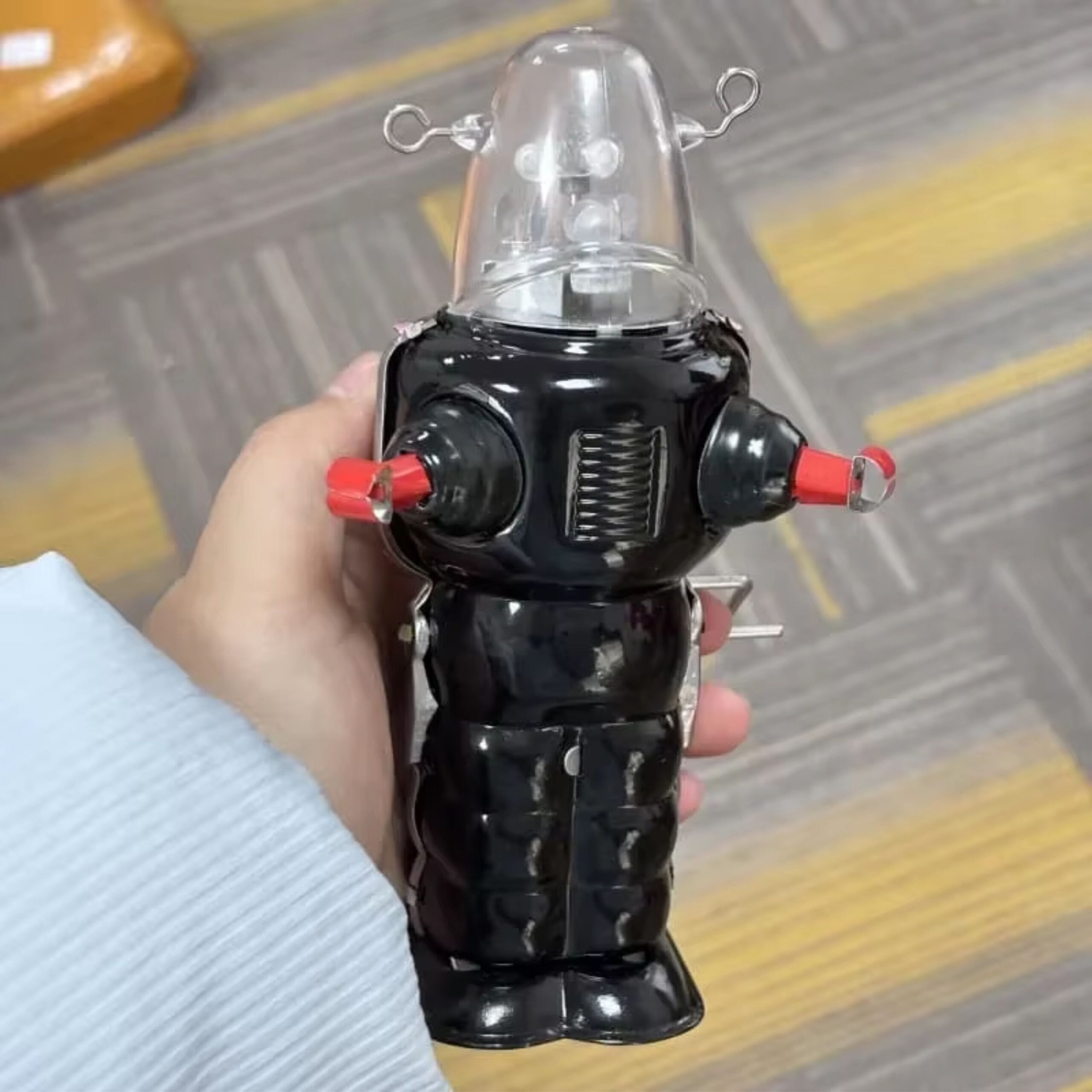 Robot Androide MS 207 de EstaƱo Negro Coleccionable Movimiento de Cuerda - Image 7