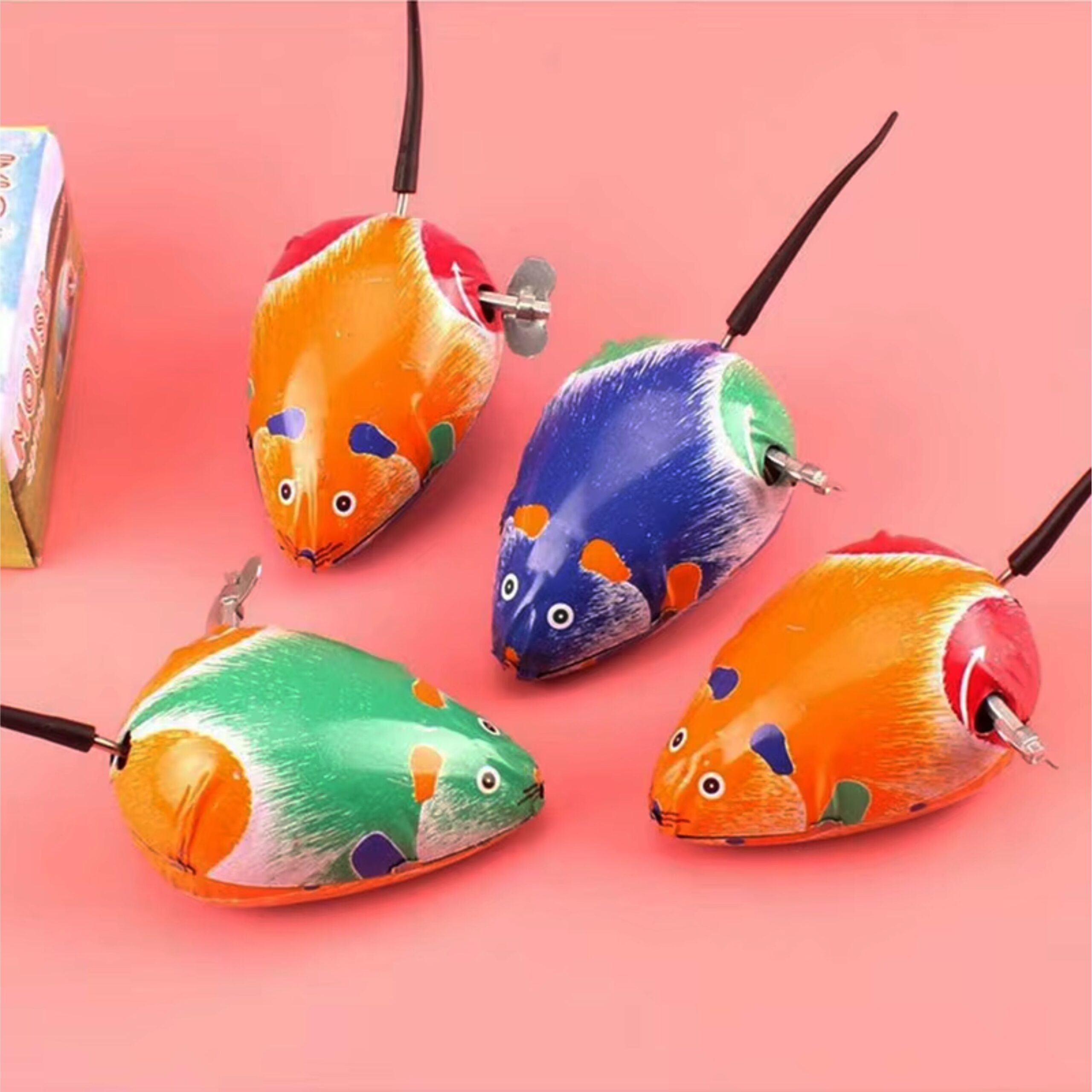 Set de Juguetes de Hojalata Vintage x4 – Mecanismo de Cuerda - Image 4